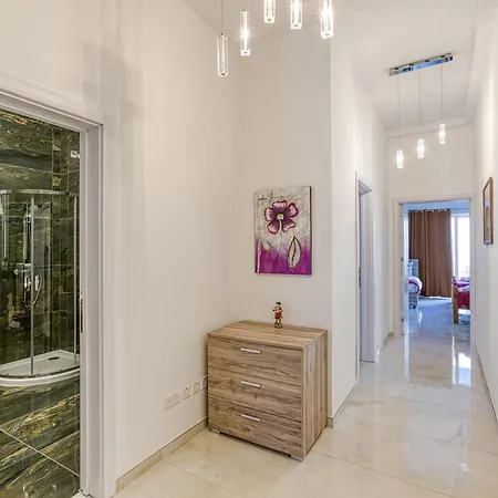 Stylish 3br With Large Terrace In By 360 Estates 公寓 莫斯塔