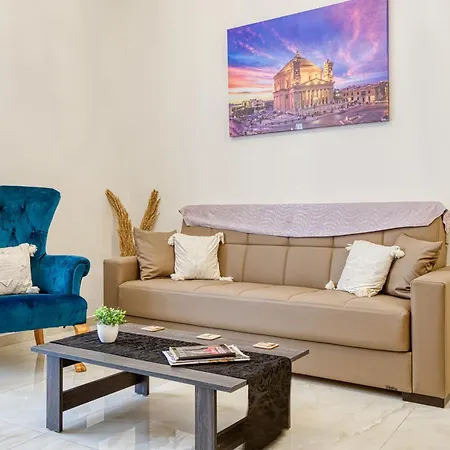 Stylish 3br With Large Terrace In By 360 Estates *