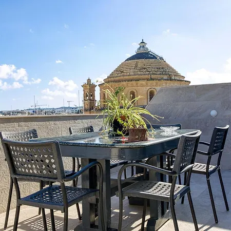 Stylish 3br With Large Terrace In By 360 Estates *