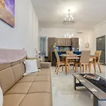 Stylish 3br With Large Terrace In By 360 Estates * Mosta