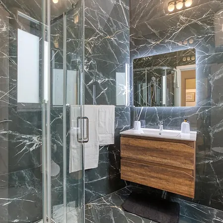 Stylish 3br With Large Terrace In By 360 Estates Apartman