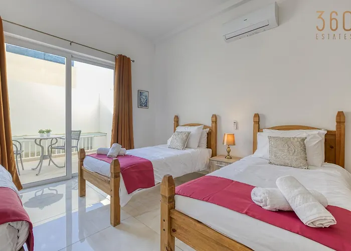 Stylish 3br With Large Terrace In By 360 Estates * Mosta
