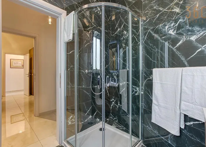 Stylish 3br With Large Terrace In By 360 Estates Διαμέρισμα Mosta