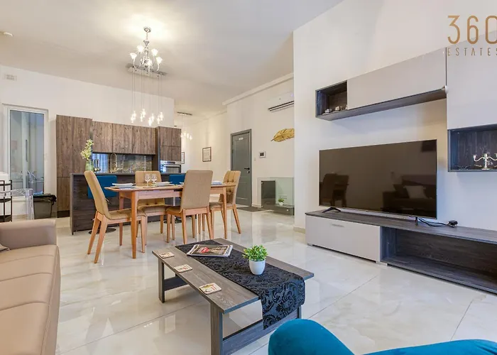 Stylish 3br With Large Terrace In By 360 Estates * Mosta