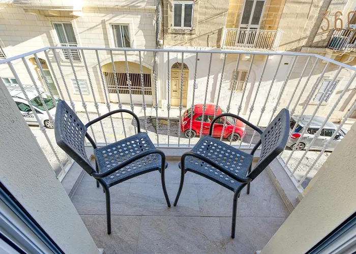 Stylish 3br With Large Terrace In By 360 Estates Διαμέρισμα Mosta