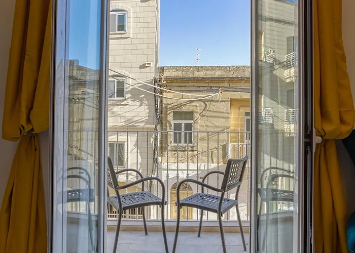 Apartament Stylish 3br With Large Terrace In By 360 Estates